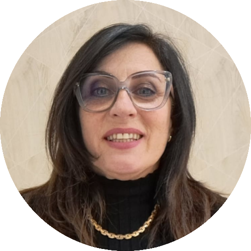 SYLVIE.S – Je ressors de ce bilan de compétences profondément enrichie, avec une vision claire et alignée de mon projet professionnel. Ce parcours a été bien plus qu’un simple accompagnement